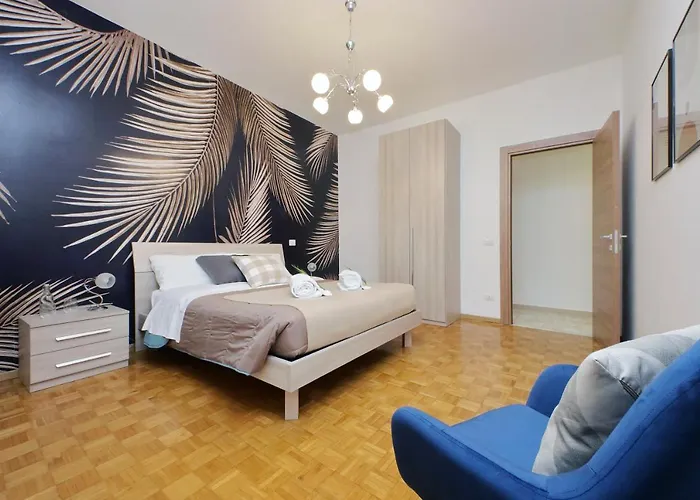 Modern Large In Rome